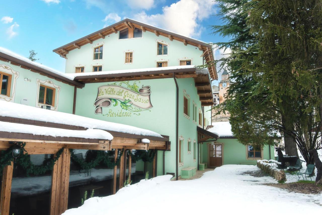 La Valle Del Gran Sasso Assergi Luaran gambar
